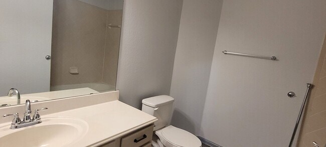 Building Photo - 4 Bedroom Home in Cibolo