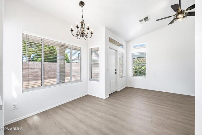 Building Photo - 1540 E San Remo Ave