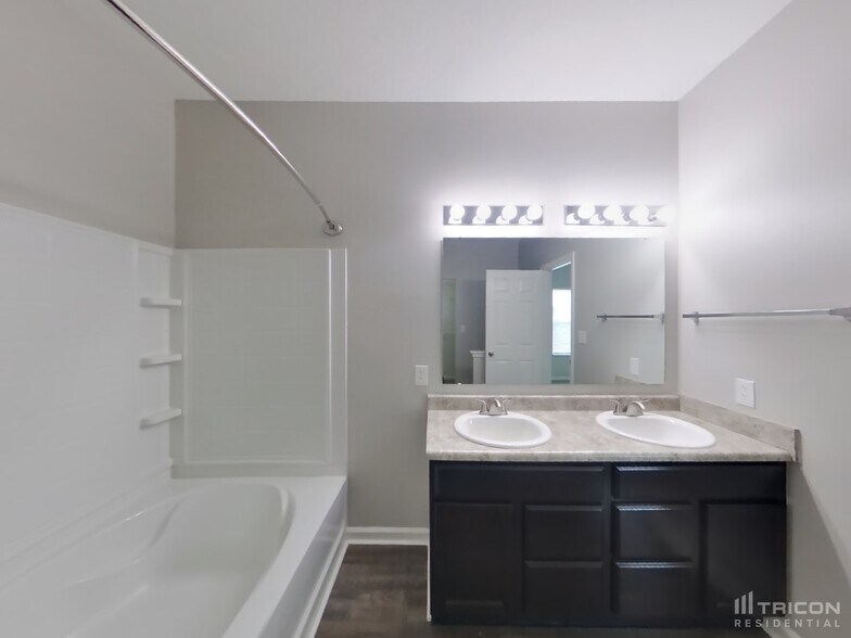 Building Photo - 4220 Stubbington Ln