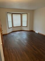 Living room - 7734 W Stevenson St