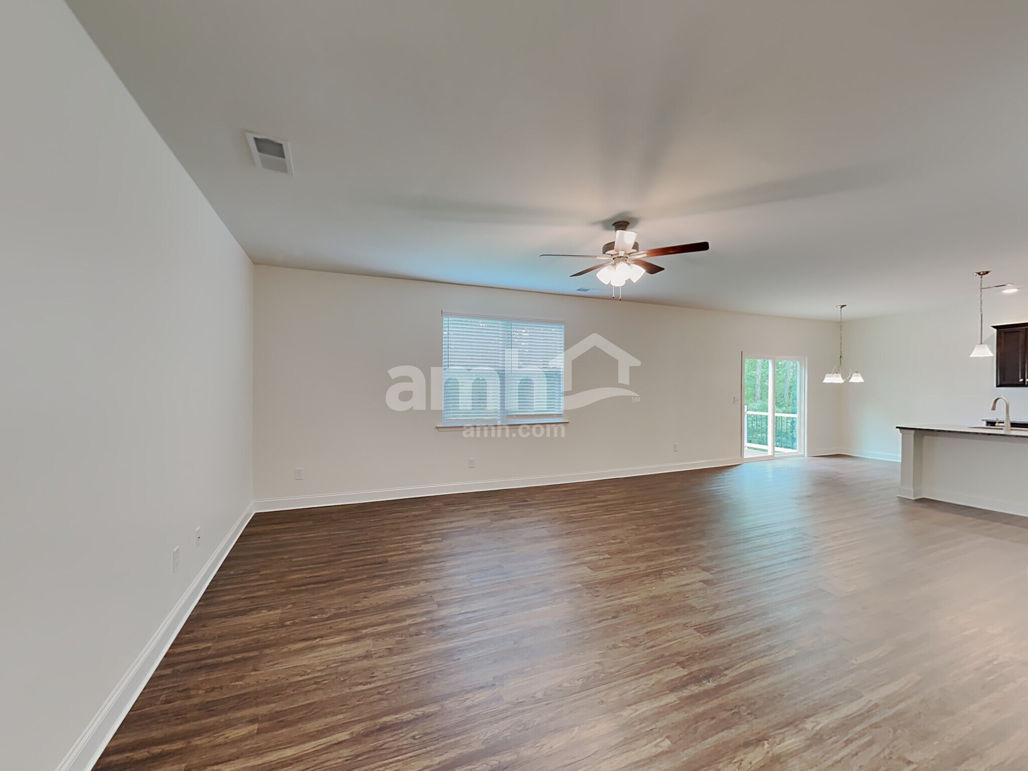 Building Photo - 5075 Hudson Vly Dr