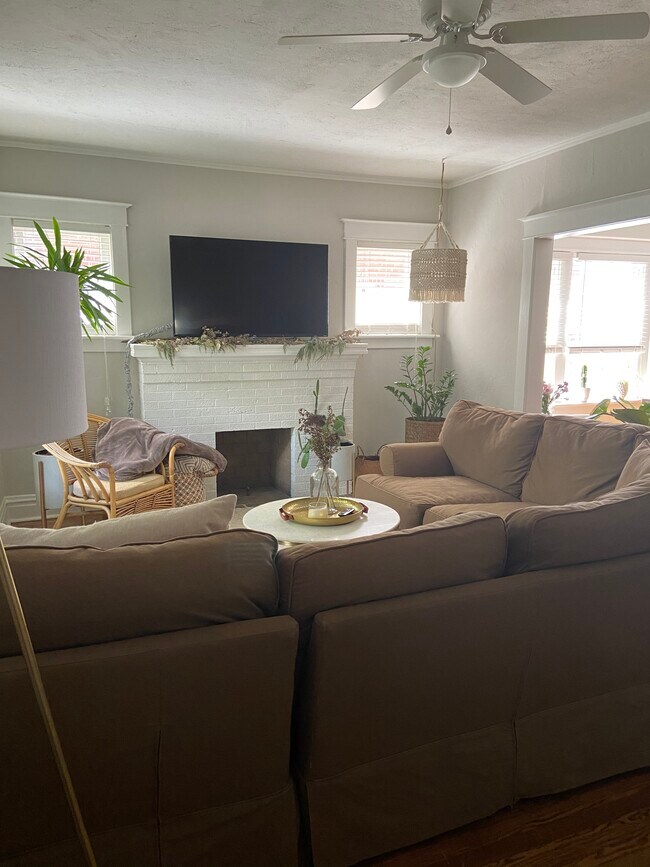 Building Photo - 7748 Wise Ave