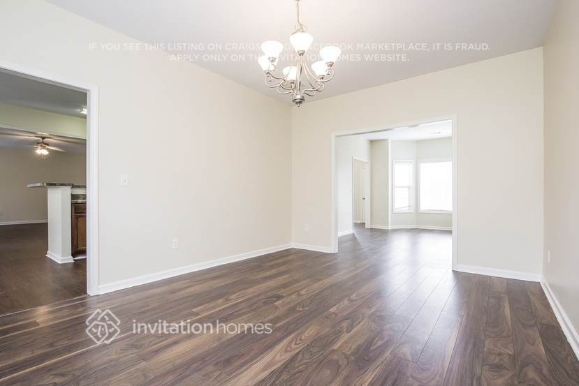Building Photo - 372 Kyles Cir