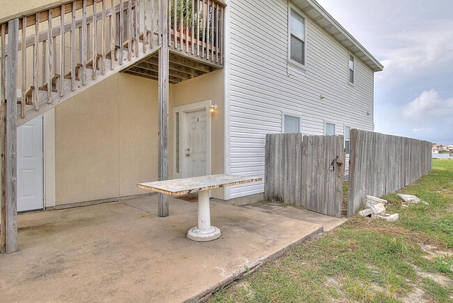 Building Photo - 13986 Fortuna Bay Dr