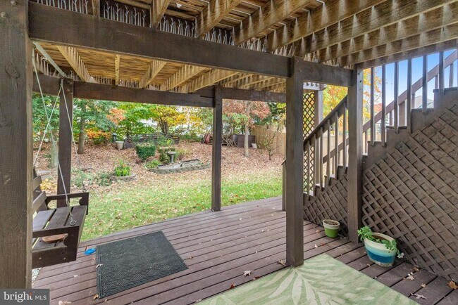 Building Photo - 15385 Bevanwood Dr