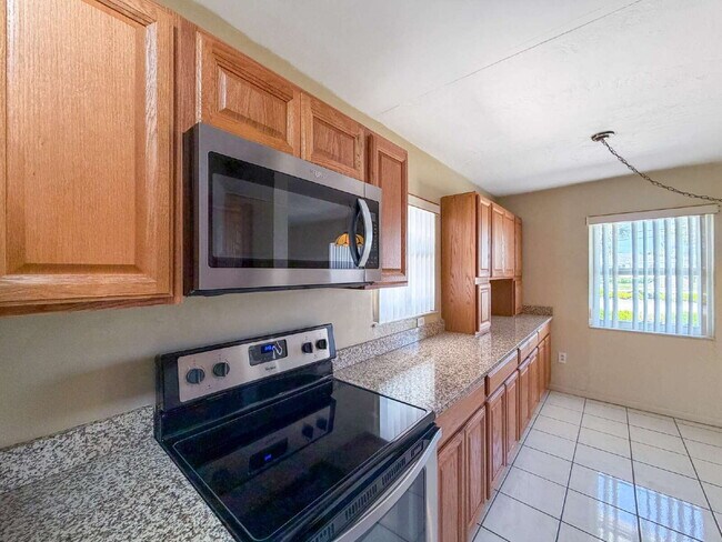 Building Photo - RENT THIS CANAL FRONT HOME WITH ZERO DEPOSIT DOWN