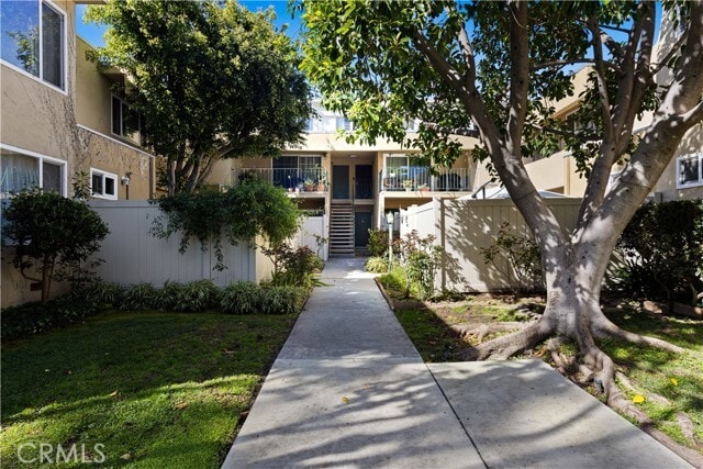 Building Photo - 11138 Aqua Vista St