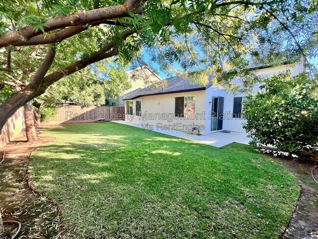 Building Photo - 1697 N Connery Ln