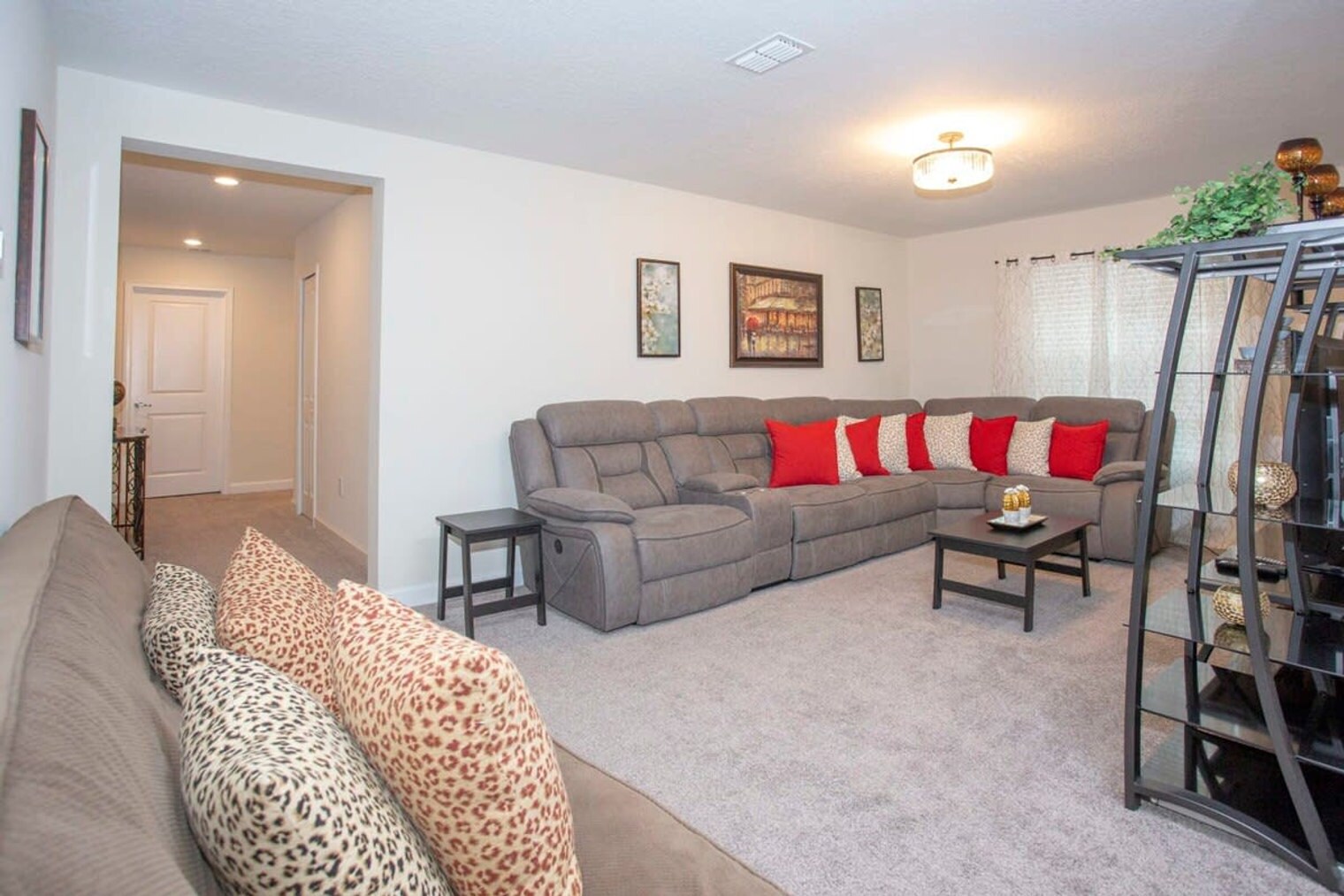 Building Photo - 4710 Sleepy Hollow Dr