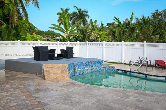 Building Photo - 2449 NW 123rd Ave