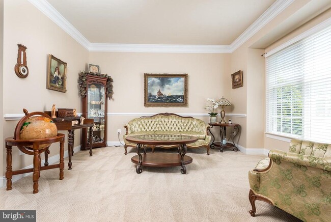 Building Photo - 5737 Waterloo Bridge Cir