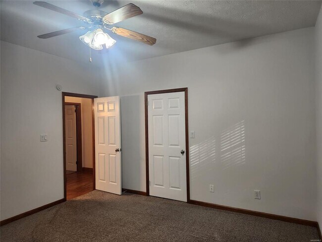 Building Photo - 1174 Old Prattville Rd