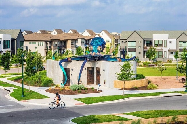 Building Photo - 1701 Simond Ave Ave