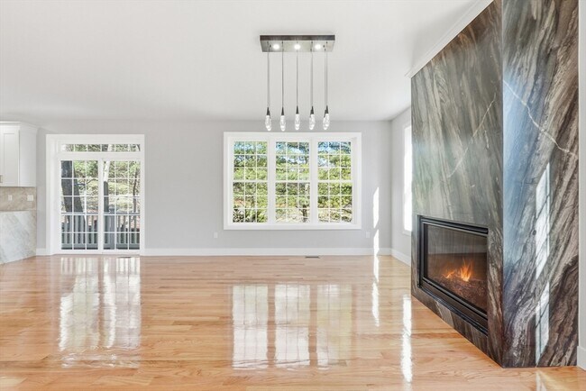 Building Photo - 4 Barrows Rd