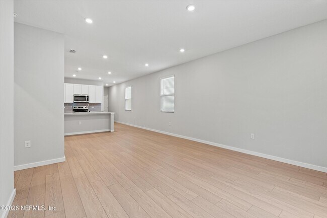 Building Photo - 14728 Macadamia Ln