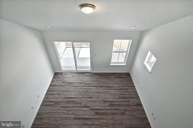 Building Photo - 41 Long Bnd Dr