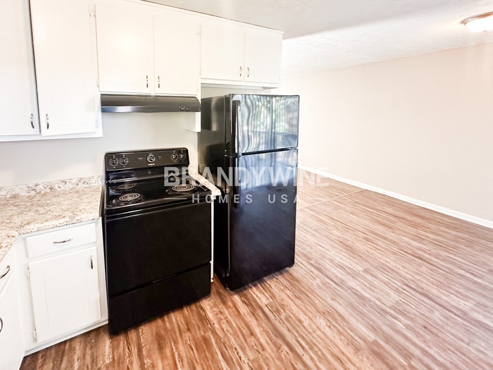 Building Photo - 2865 Spruce Point Rd