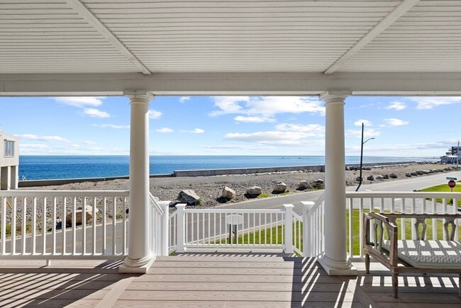 Building Photo - 43 Oceanside Dr