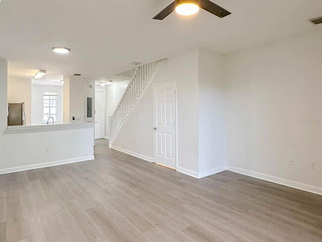 Building Photo - 4140 Napoli Lake Dr