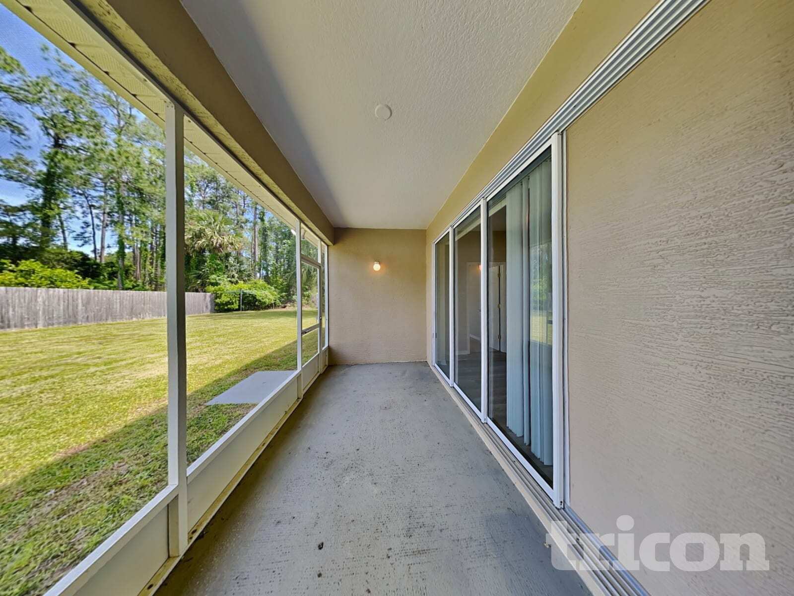 Building Photo - 9 Point Pl