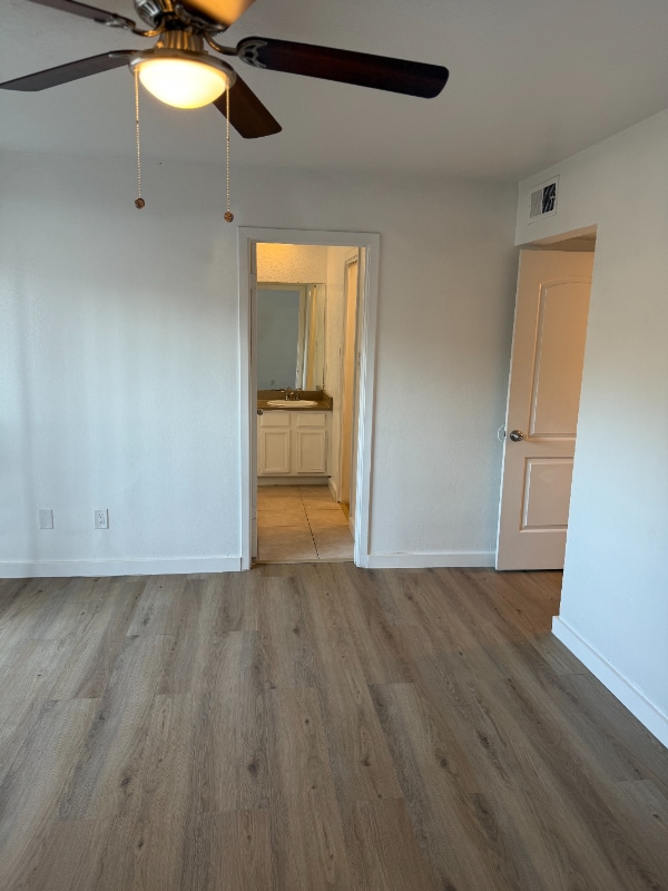 Building Photo - 5508 Lakeview Pkwy