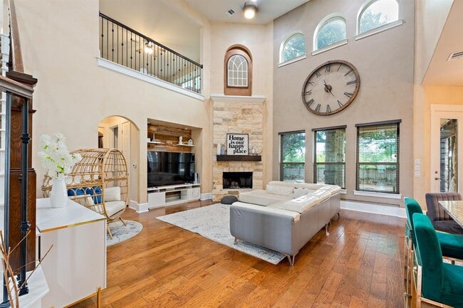 Building Photo - 701 San Marco Trl