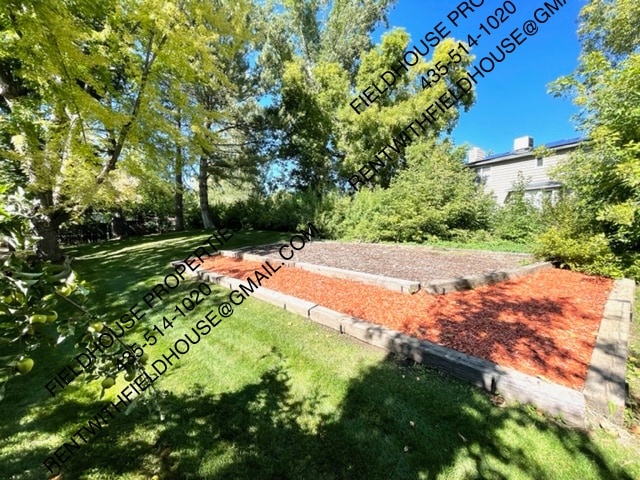 Building Photo - 1760 Foothill Dr