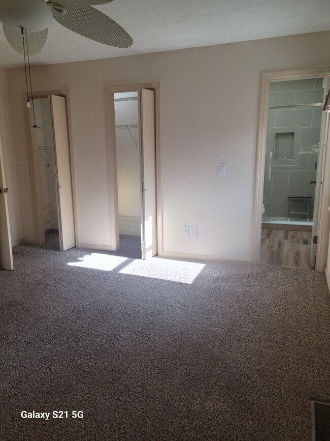 Building Photo - 140 Shelley Ln