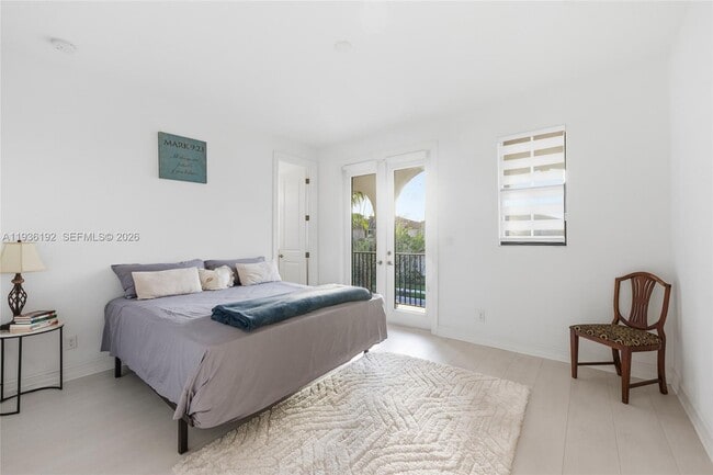 Building Photo - 9220 Meridian Dr N