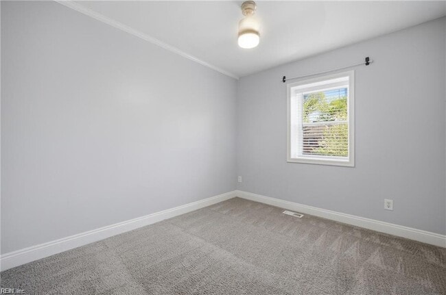 Building Photo - 712 White Hall Ln