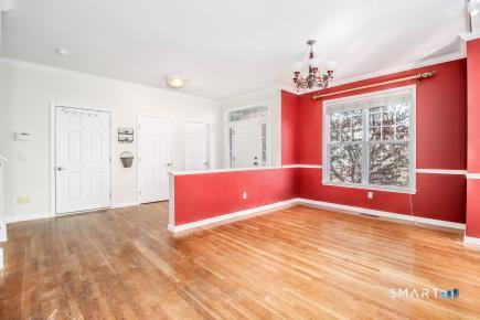 Building Photo - 26 Woodcrest Ln