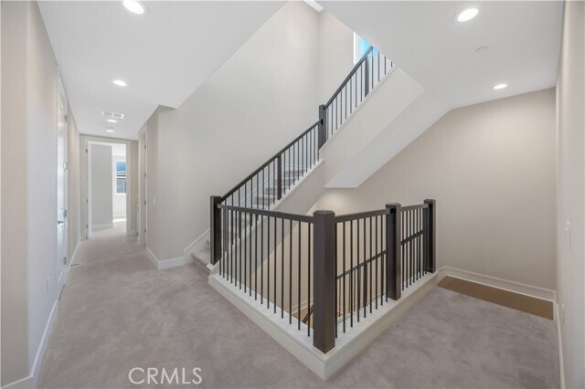 Building Photo - 173 Creation