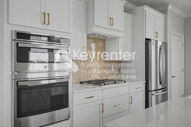 Building Photo - Welcome to this beautiful 3-bedroom, 2.5-bathroom home located in the desirable Westfield, IN