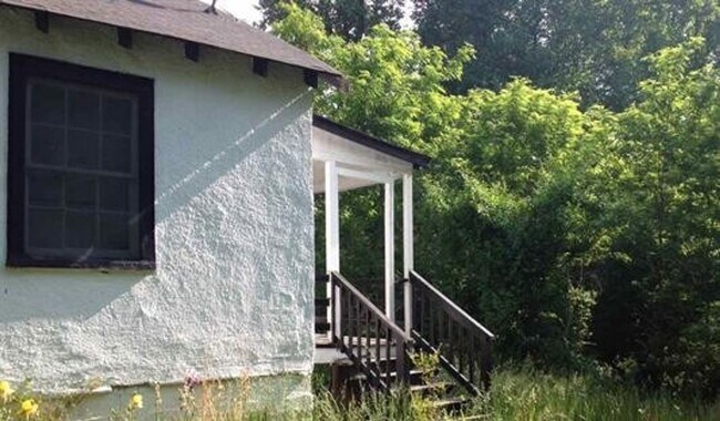 Building Photo - Ivy Cottage