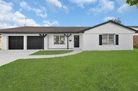 Building Photo - 8603 Freewood St