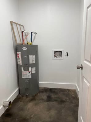 Building Photo - 704 W Sunset Dr