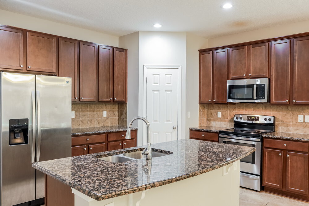 Building Photo - 11876 Carson Lake Dr W
