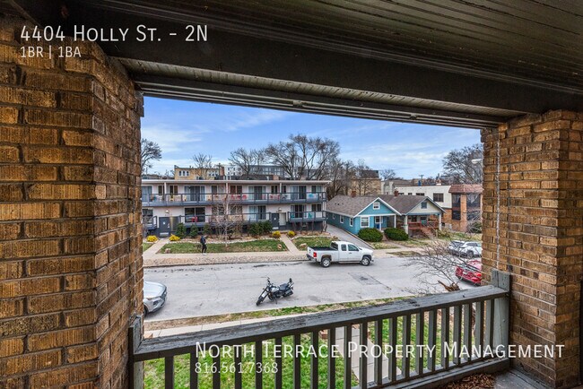 Building Photo - Renovated, VINTAGE 1BR with W/D - In The W...