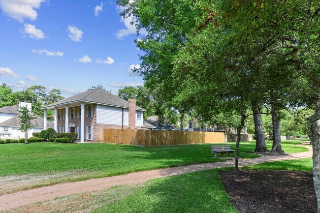 Building Photo - 3602 Blue Cypress Dr