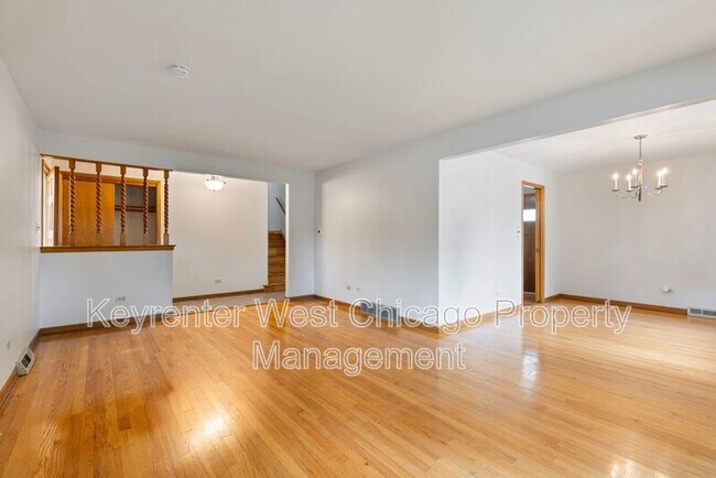 Building Photo - 4201 Prairie Ave