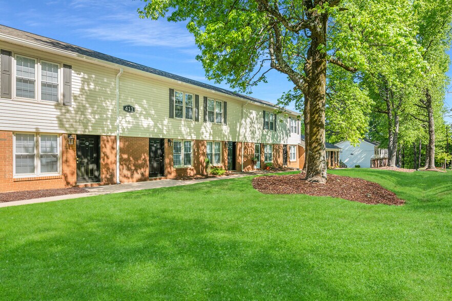 Tryon Forest Apartments 411 Lambeth Dr Charlotte NC 28213 Apartment