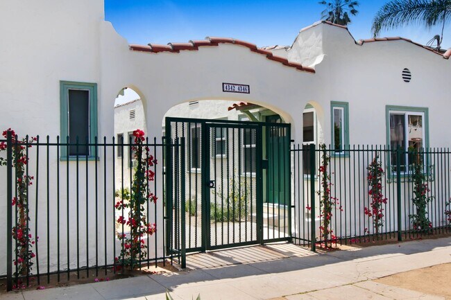 Building Photo - Beautiful 1 Bed / 1 Bath Apartment in the ...