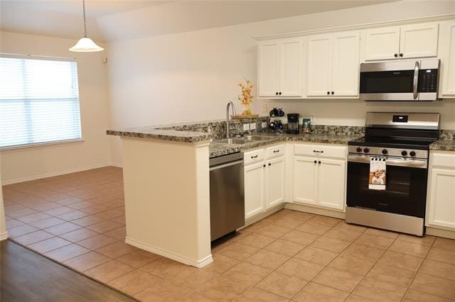 Building Photo - 203 Rockbrook Dr
