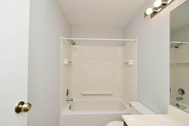 Building Photo - 7517 Belle Grae Dr