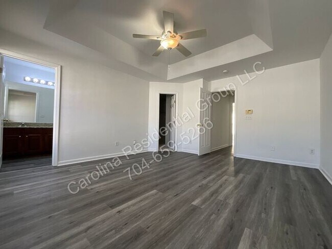 Building Photo - 15709 Castle Watch Ave