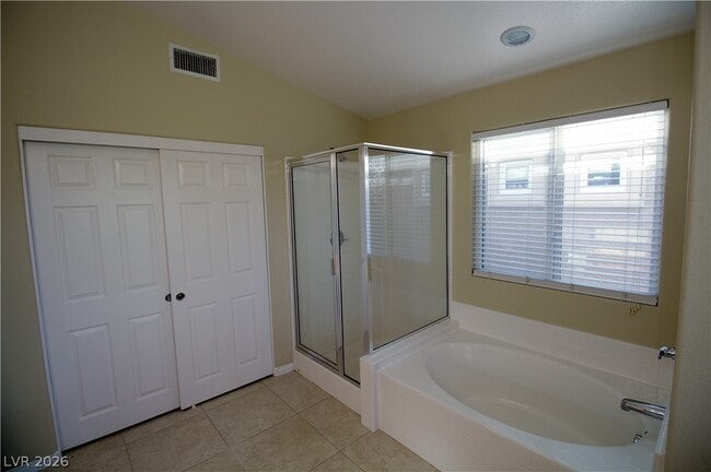 Building Photo - 9519 Knopfler Ln