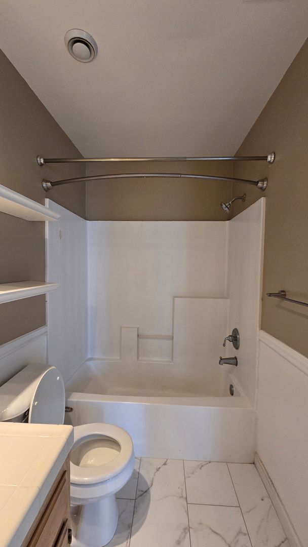 Building Photo - 10315 Cheyenne Dr