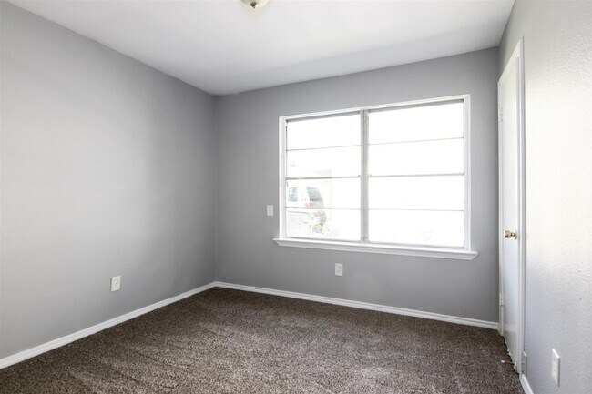 Building Photo - 7244 Rhobell St