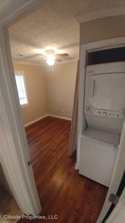 Building Photo - 208 Doane St SW