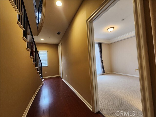 Building Photo - 271 S Arroyo Dr
